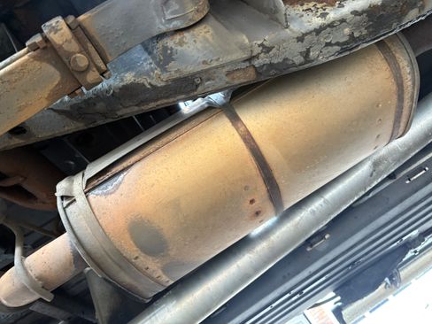 Used 2010 GMC Sierra 1500 SLT w/ SLT Convenience Package image 15