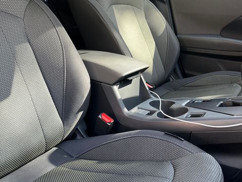 Used 2024 Subaru Crosstrek 2.0i Premium image 12