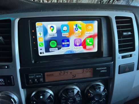 Used 2005 Toyota 4Runner Limited image 2