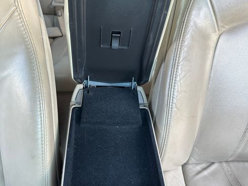 Used 2010 Cadillac CTS Performance image 27