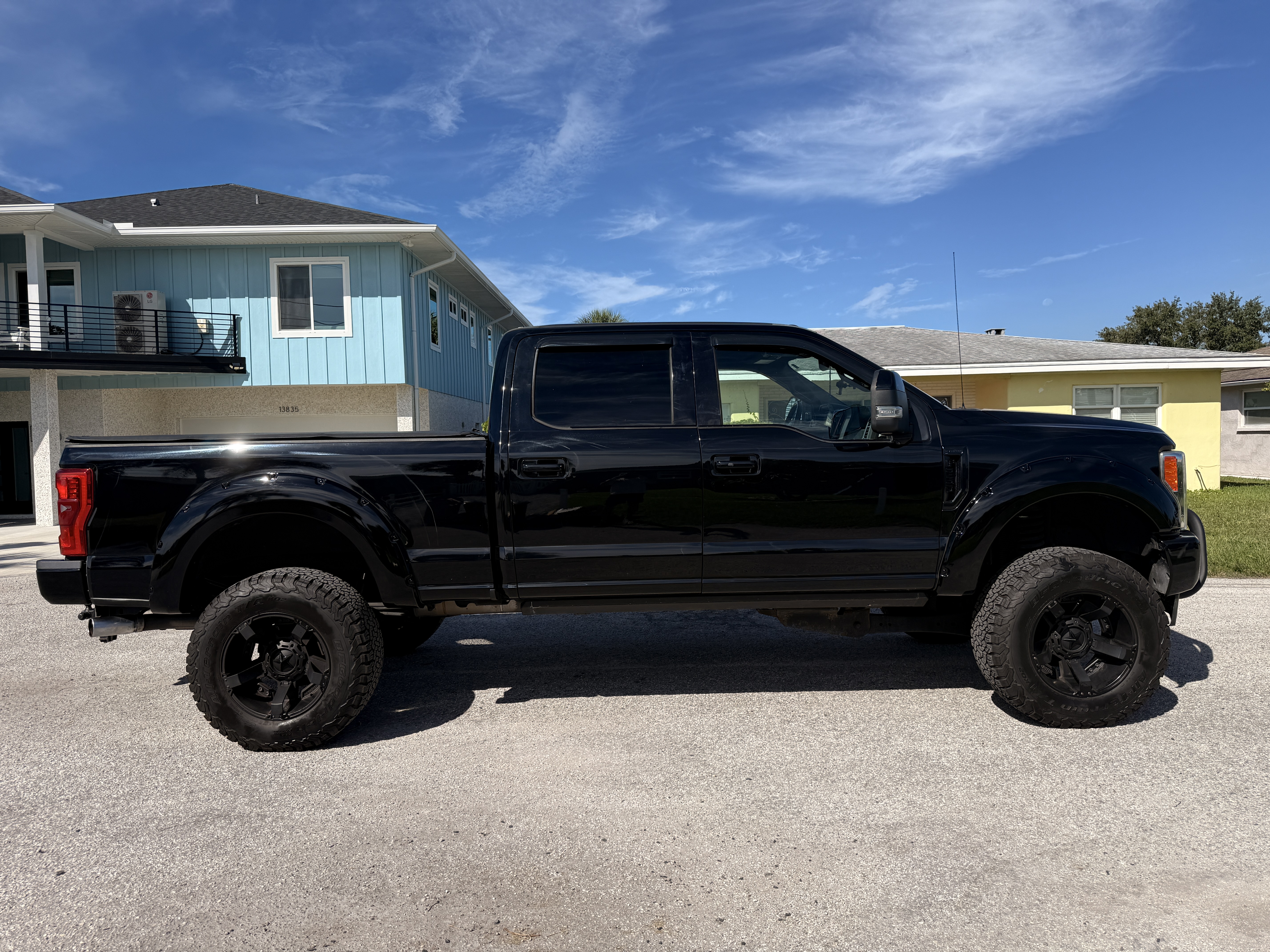 Used 2017 Ford F250 Platinum AWD/4WD image 8