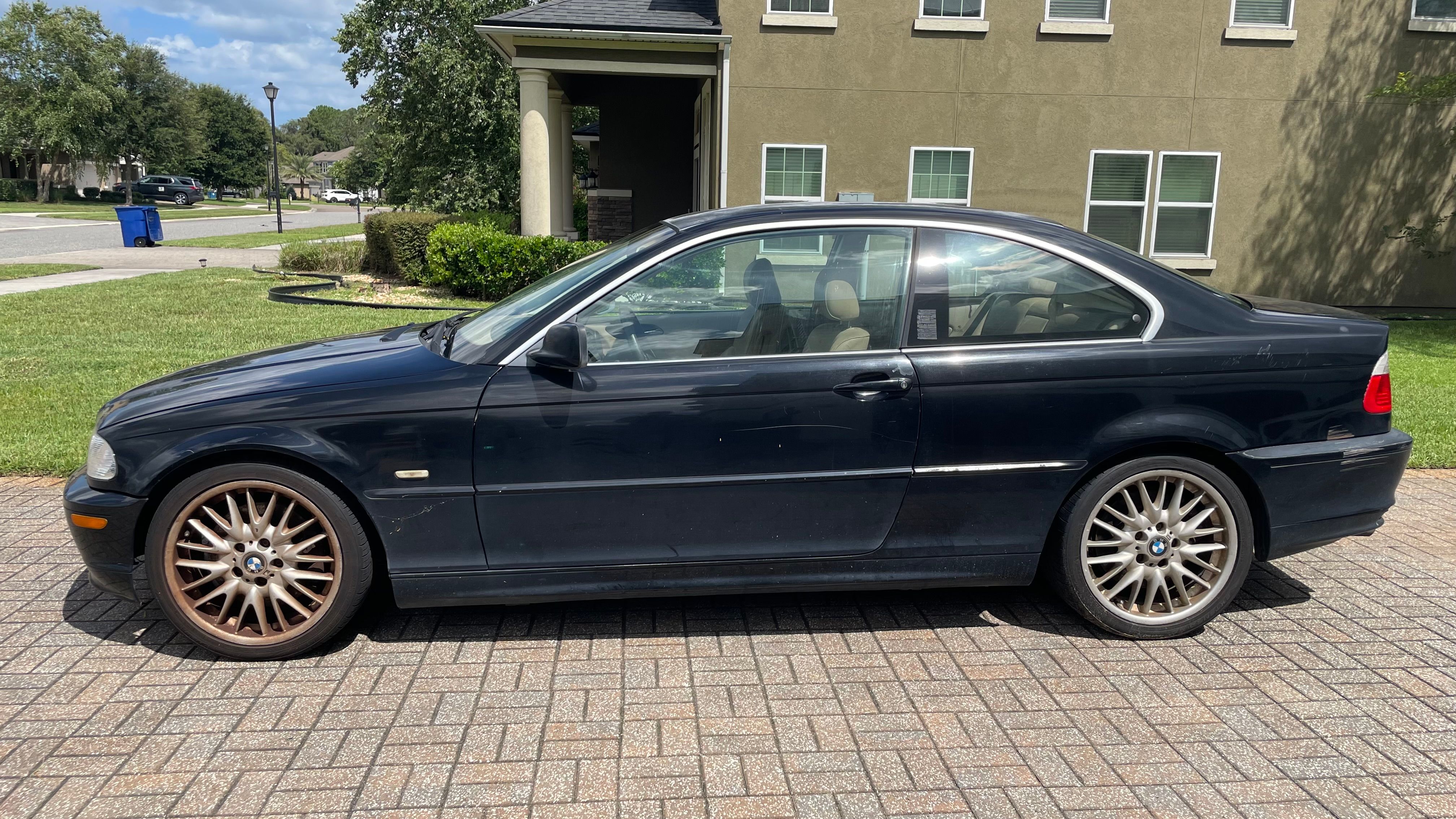 Used 2002 BMW 330Ci Coupe RWD image 2