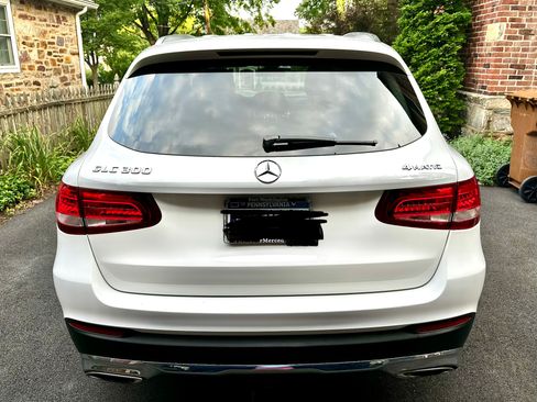 Used 2016 Mercedes-Benz GLC 300 4MATIC image 5