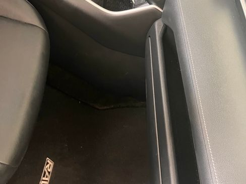 Used 2021 Toyota RAV4 XLE Premium AWD/4WD image 25
