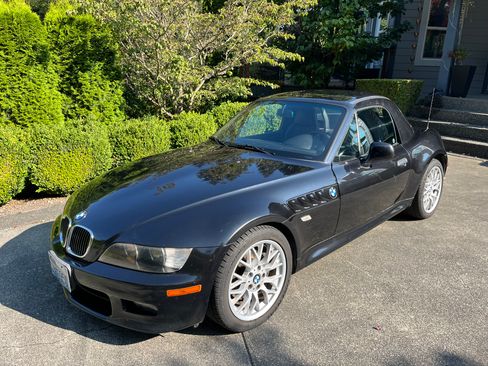 Used 2001 BMW Z3 3.0i RWD image 1