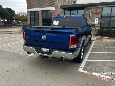 Used 2015 RAM 1500 Laramie w/ Convenience Group image 5
