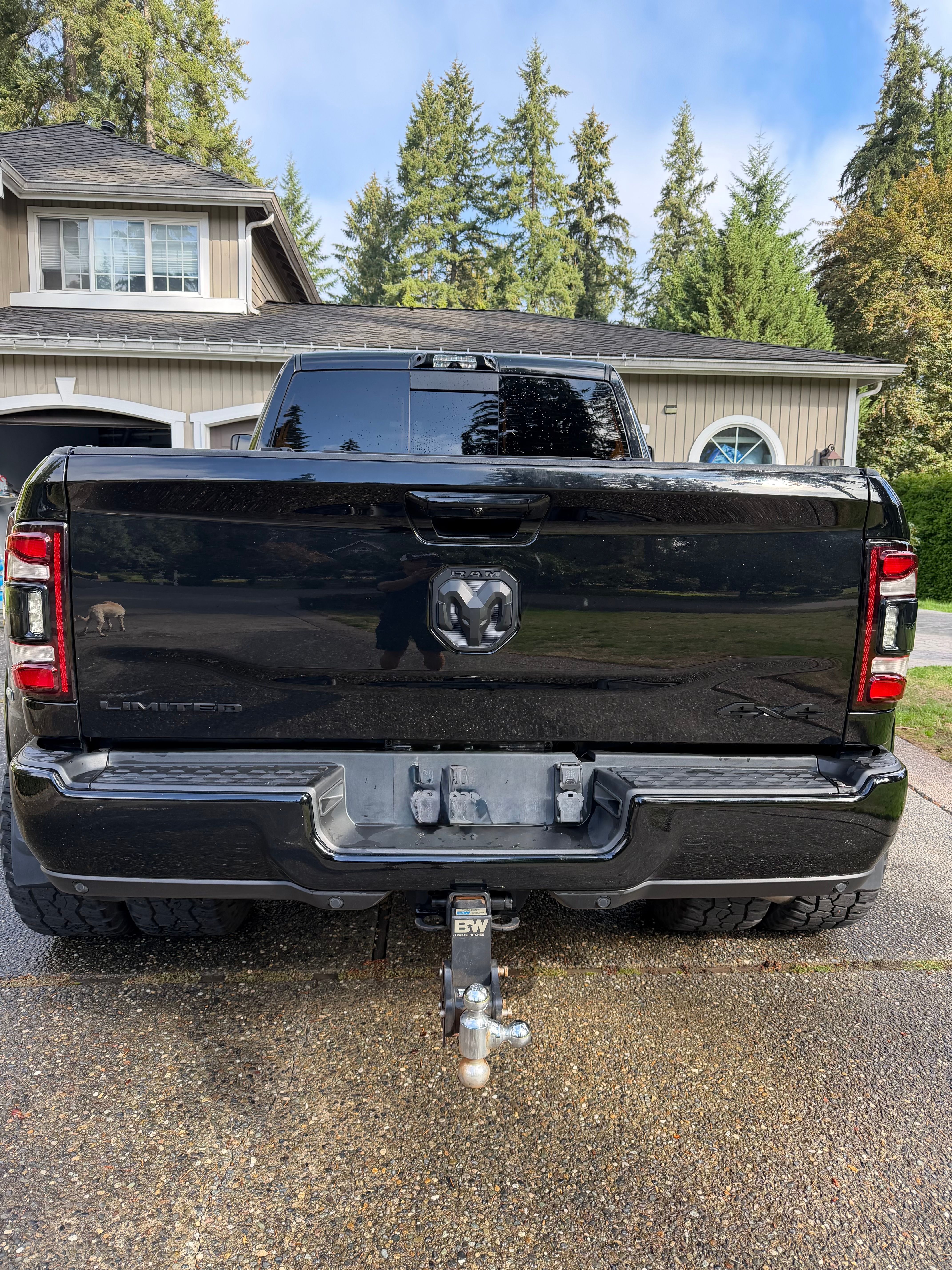 Used 2020 RAM 3500 Limited AWD/4WD image 6