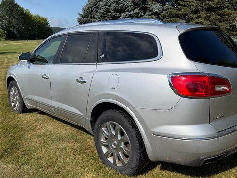Used 2016 Buick Enclave Leather AWD/4WD image 4