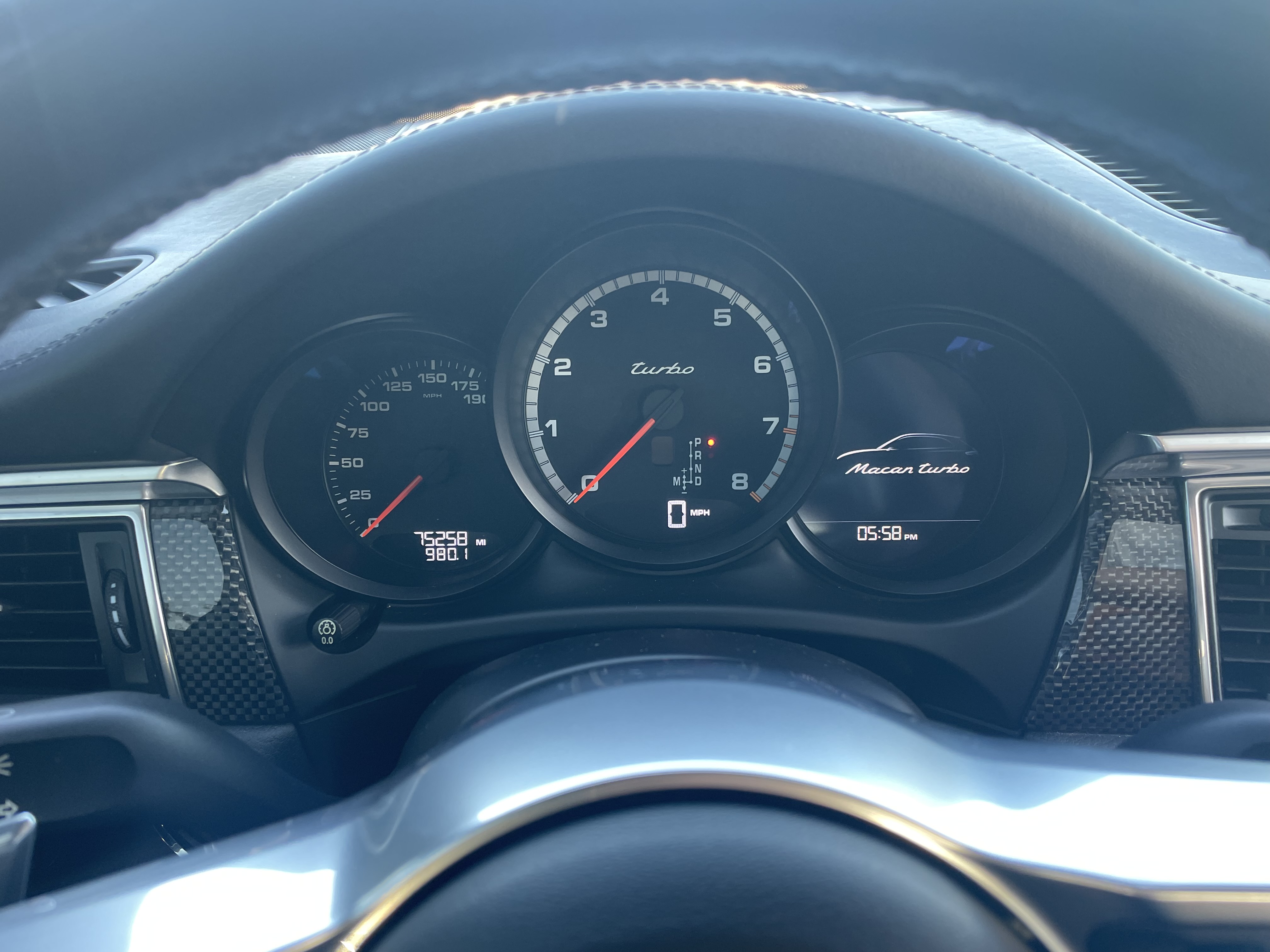 Used 2018 Porsche Macan Turbo AWD/4WD image 5