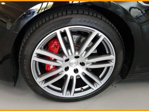 Used 2019 Maserati Ghibli S image 19