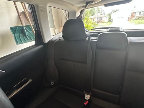 Used 2013 Subaru Forester 2.5X Limited AWD/4WD image 15