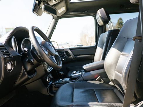 Used 2017 Mercedes-Benz G 550 image 10