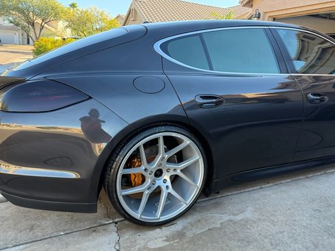 Used 2010 Porsche Panamera S image 5