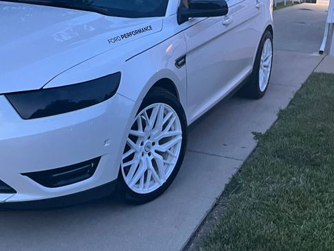 Used 2015 Ford Taurus SHO w/ Equipment Group 401A image 1