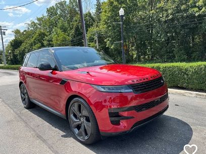 Used 2025 Land Rover Range Rover Sport SE