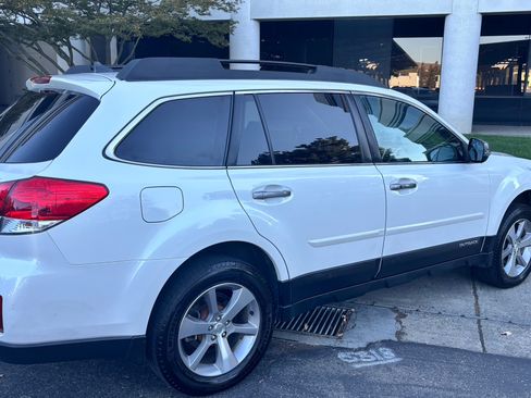 Used 2013 Subaru Outback 2.5i Limited image 12