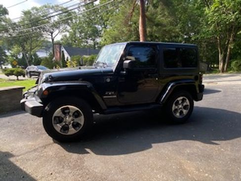 Used 2016 Jeep Wrangler Sahara w/ Dual Top Group image 4