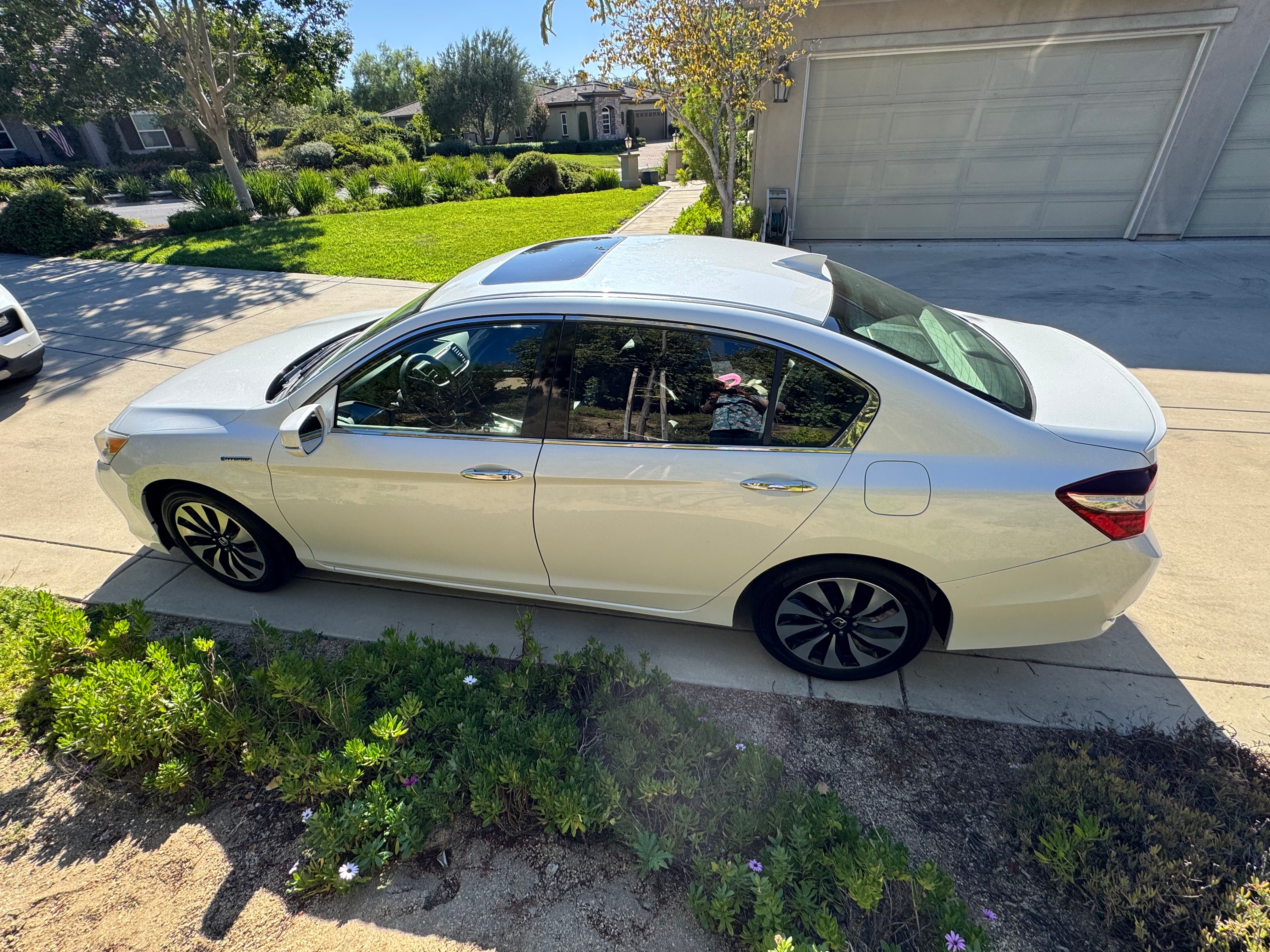 Used 2017 Honda Accord EX-L image 4