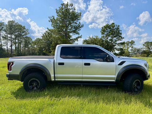 Used 2017 Ford F150 Raptor AWD/4WD image 2