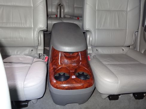 Used 2006 Toyota Sequoia Limited image 27