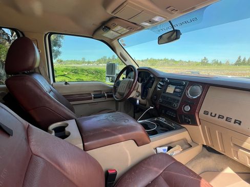 Used 2011 Ford F450 King Ranch w/ King Ranch w/Chrome Pkg image 10
