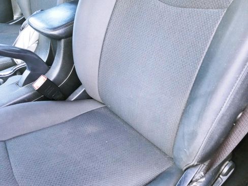 Used 2014 Chrysler 200 LX image 12