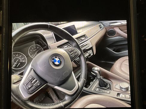 Used 2017 BMW X1 xDrive28i image 9