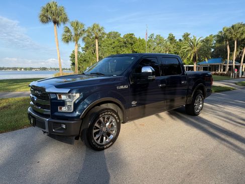 Used 2017 Ford F150 King Ranch w/ Equipment Group 601A Luxury AWD/4WD image 10