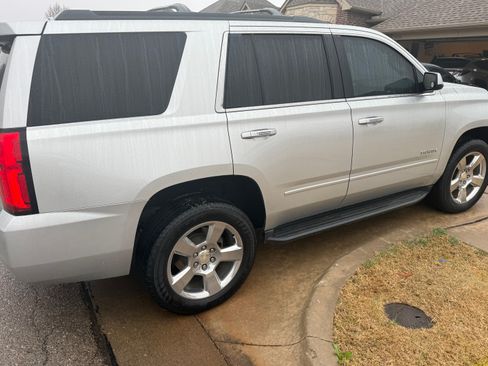 Used 2017 Chevrolet Tahoe LS w/ All-Season Package image 5