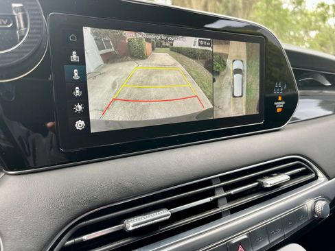 Used 2022 Hyundai Palisade Calligraphy image 19