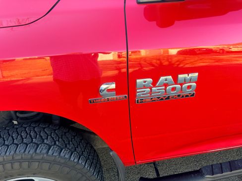 Used 2016 RAM 2500 Big Horn image 2