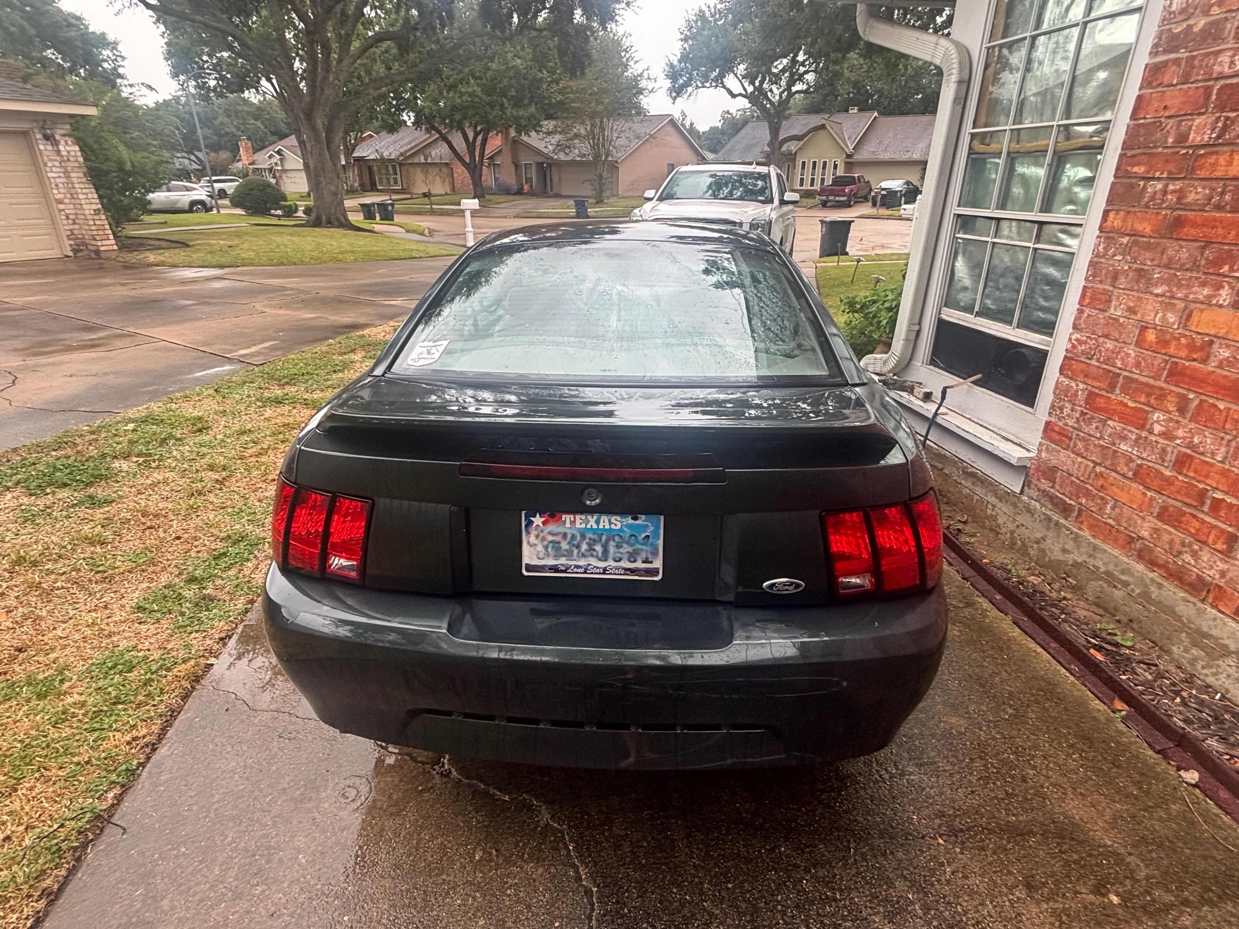 Used 1999 Ford Mustang Coupe RWD image 1
