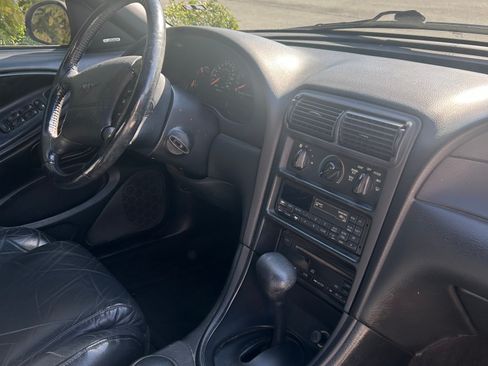 Used 1998 Ford Mustang GT RWD image 7
