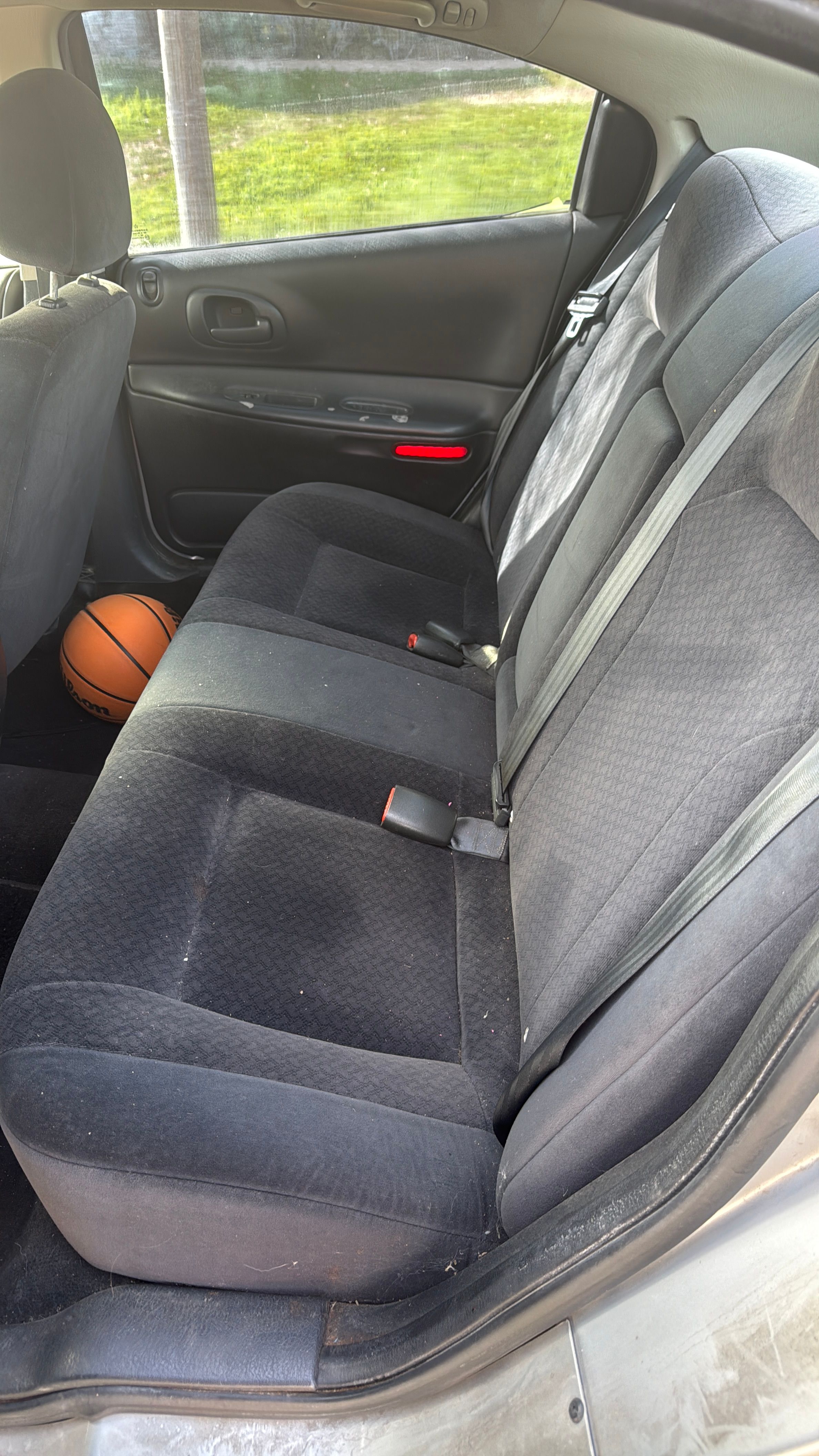 Used 2004 Dodge Intrepid ES FWD image 5