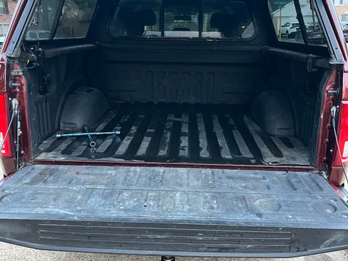 Used 2016 Ford F150 XLT w/ Equipment Group 302A Luxury image 6