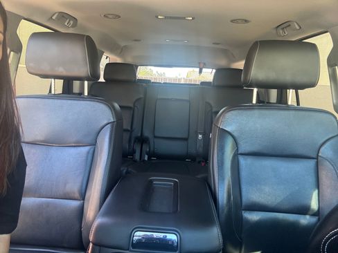 Used 2018 Chevrolet Tahoe LT image 15