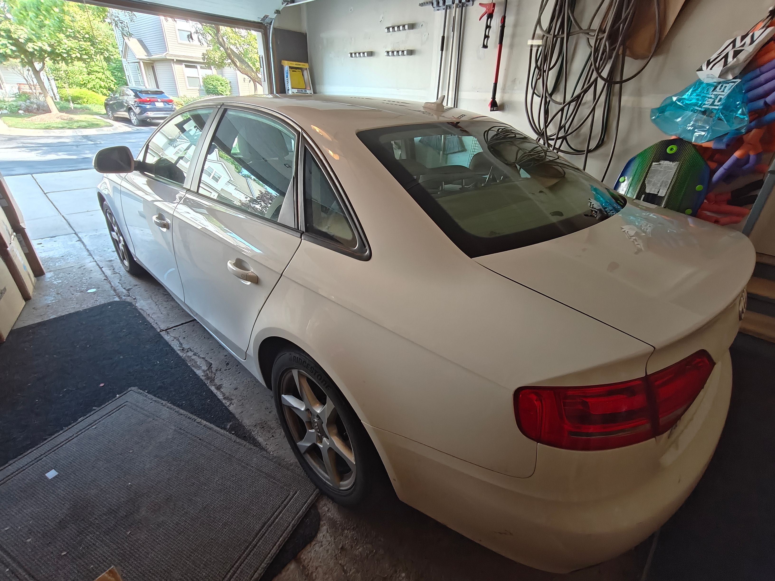 Used 2009 Audi A4 2.0T Premium AWD/4WD image 5