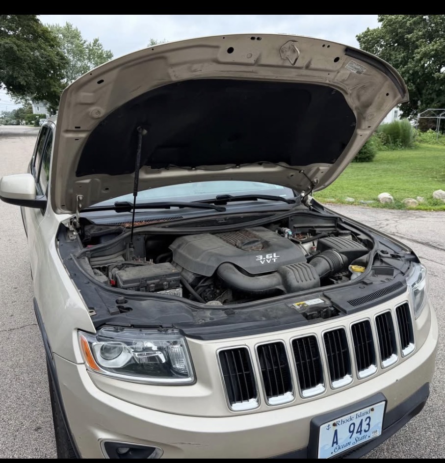 Used 2014 Jeep Grand Cherokee Laredo w/ Quick Order Package 23E AWD/4WD image 10