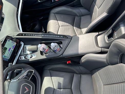 Used 2025 Chevrolet Corvette Stingray Preferred Conv w/ 2LT image 13