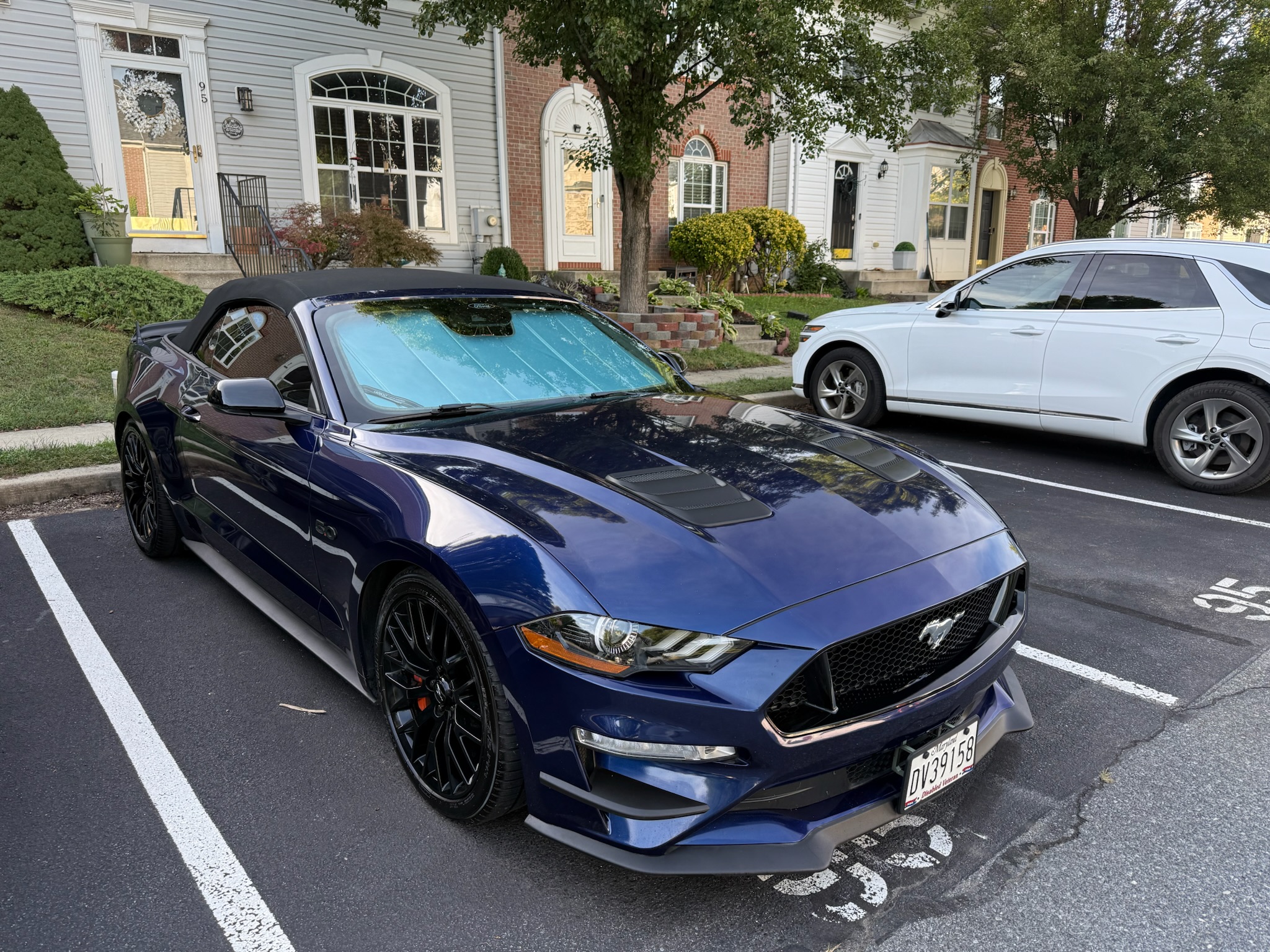 Used 2019 Ford Mustang GT Premium w/ GT Performance Package RWD image 8