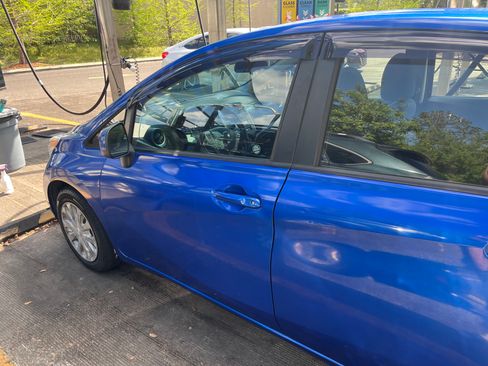 Used 2014 Nissan Versa Note SV image 11