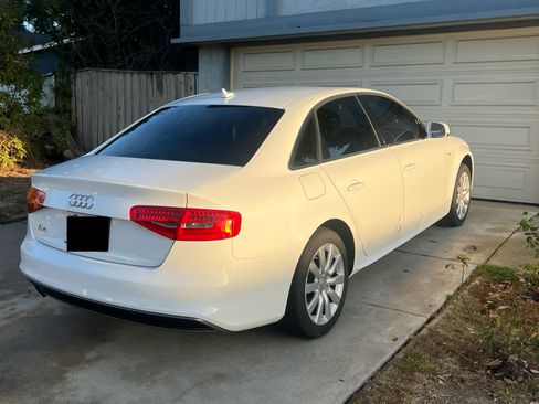 Used 2015 Audi A4 2.0T Premium image 12