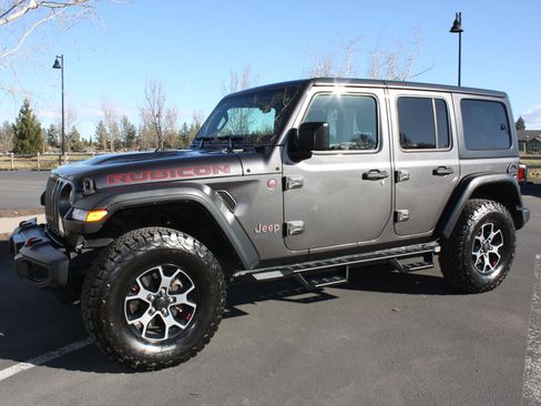 Used 2018 Jeep Wrangler Unlimited Rubicon AWD/4WD image 1