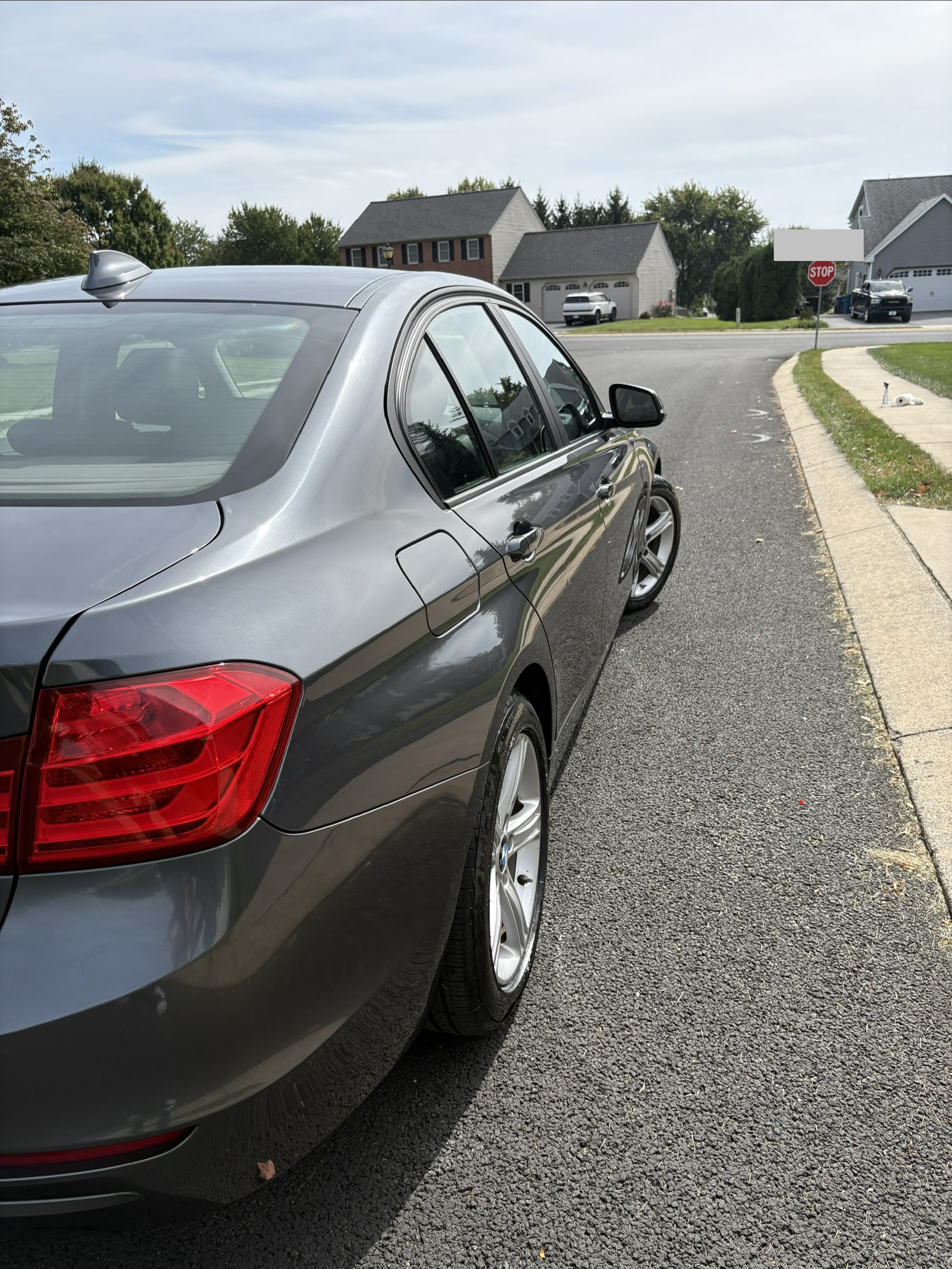 Used 2014 BMW 328i xDrive Sedan AWD/4WD image 9