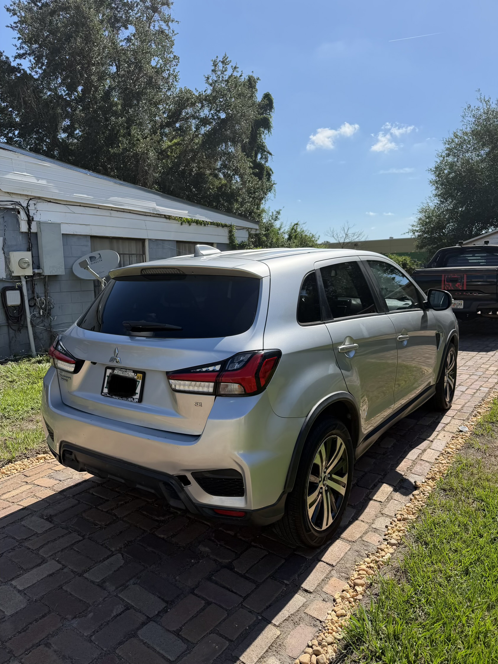 Used 2020 Mitsubishi Outlander Sport SE AWD/4WD image 6