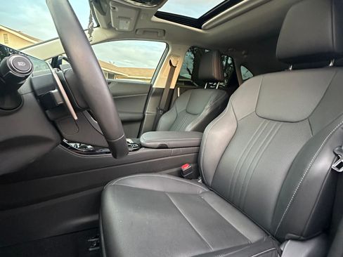 Used 2025 Lexus NX 250 250 Sport Utility 4D image 8