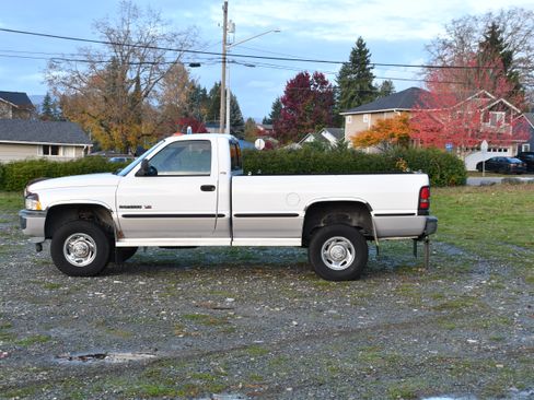 Used 1999 Dodge Ram 2500 Truck 4x4 Regular Cab image 6