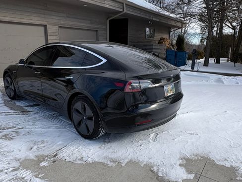 Used 2018 Tesla Model 3 Long Range image 11