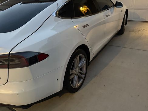 Used 2014 Tesla Model S 60 image 6