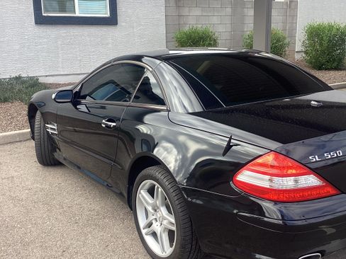 Used 2007 Mercedes-Benz SL 550 image 4